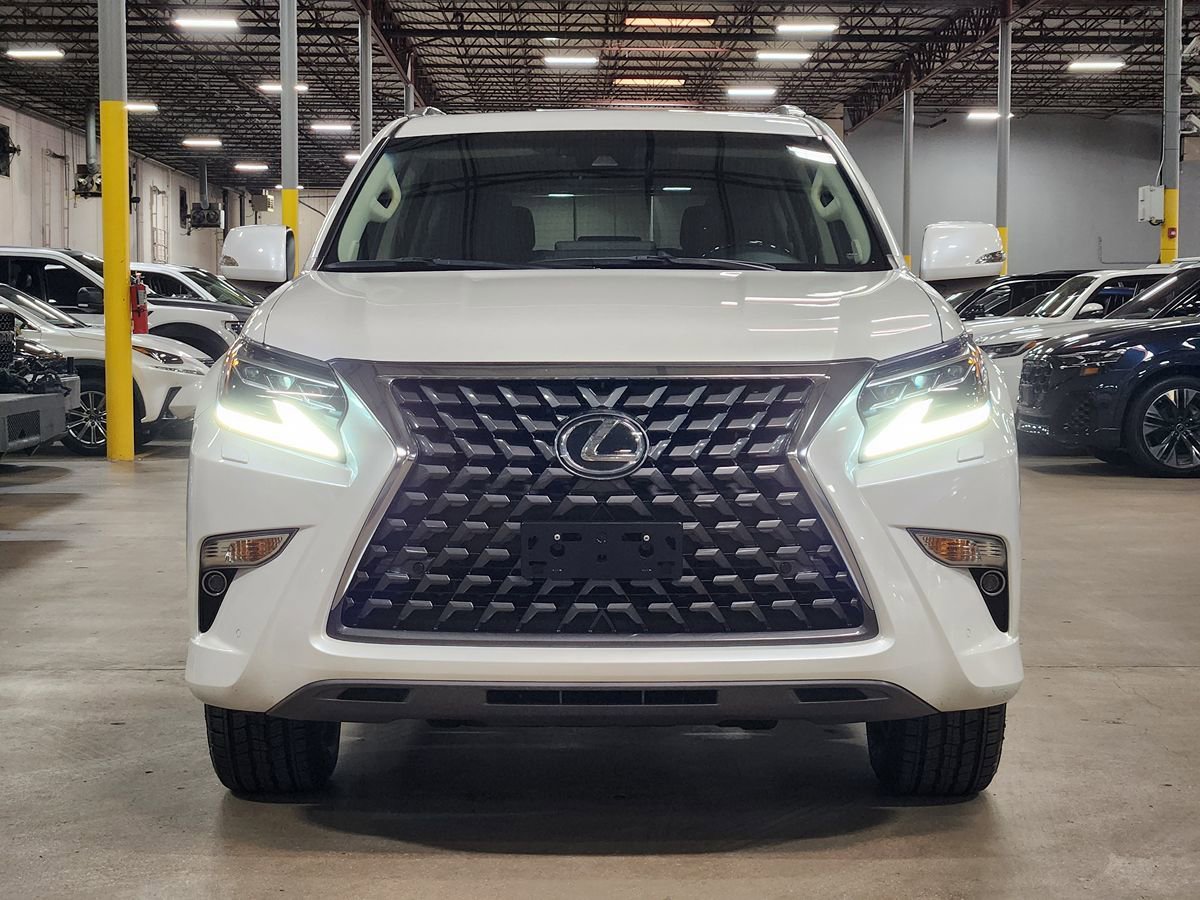 Used 2023 Lexus GX 460 Premium w/ Premium Package AWD/4WD image 2