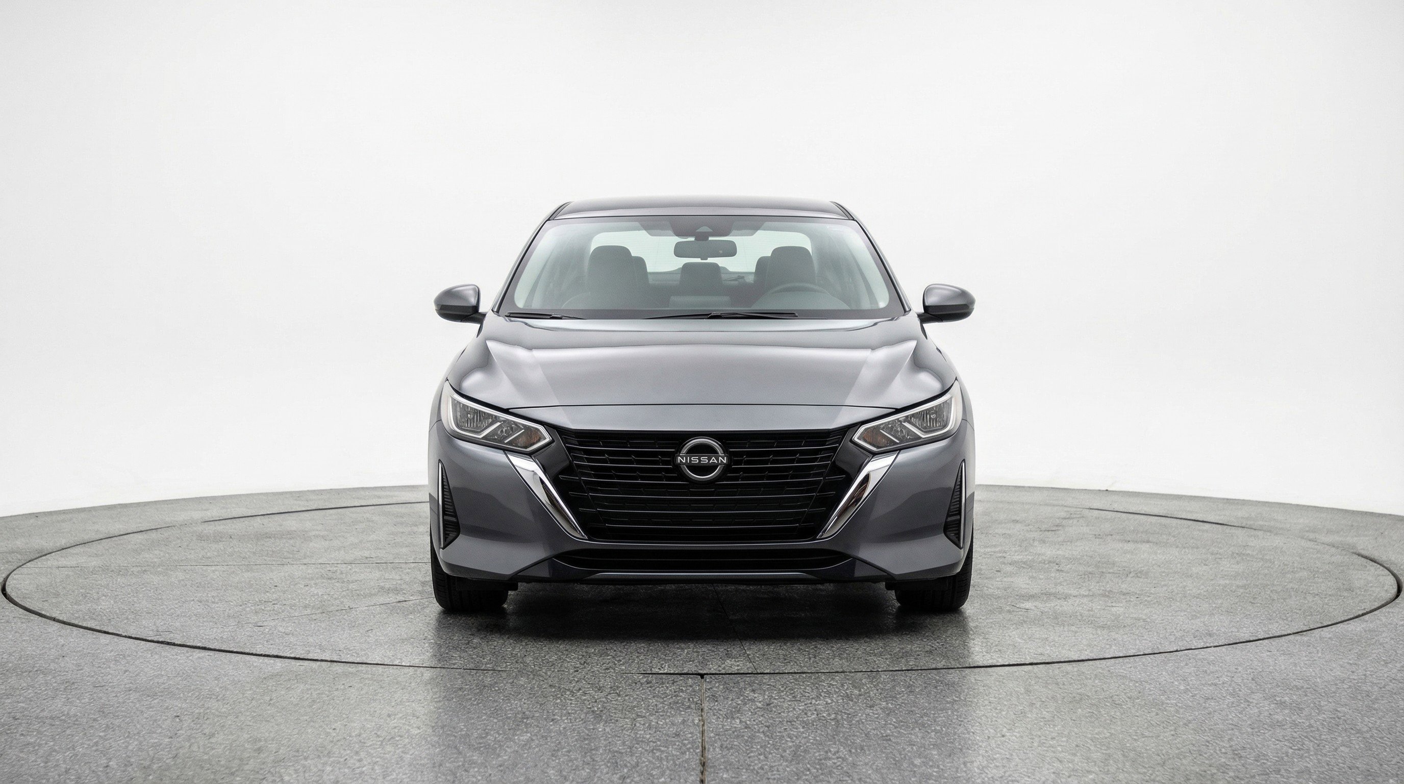 Used 2025 Nissan Sentra SV FWD image 2