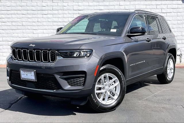 New 2026 Jeep Grand Cherokee Laredo
