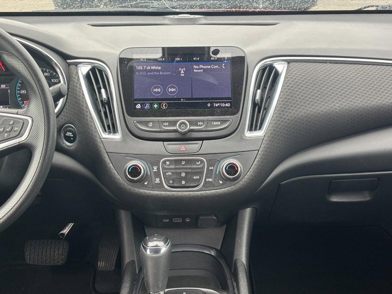 Used 2019 Chevrolet Malibu LT image 13