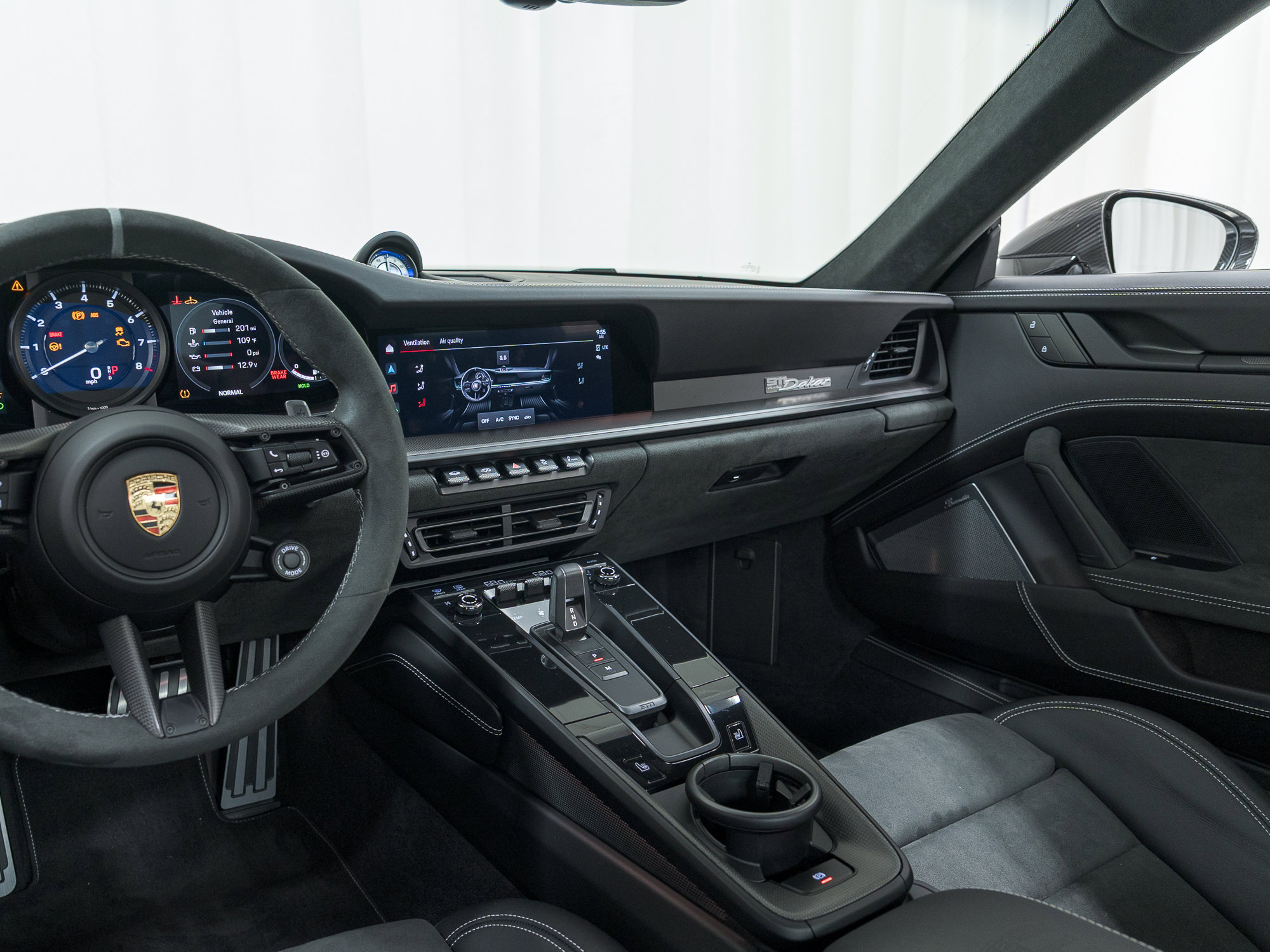 Certified 2024 Porsche 911 Dakar AWD/4WD image 23