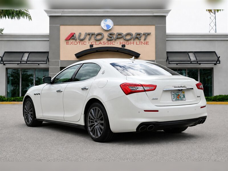 Used 2019 Maserati Ghibli S Q4 AWD/4WD image 2