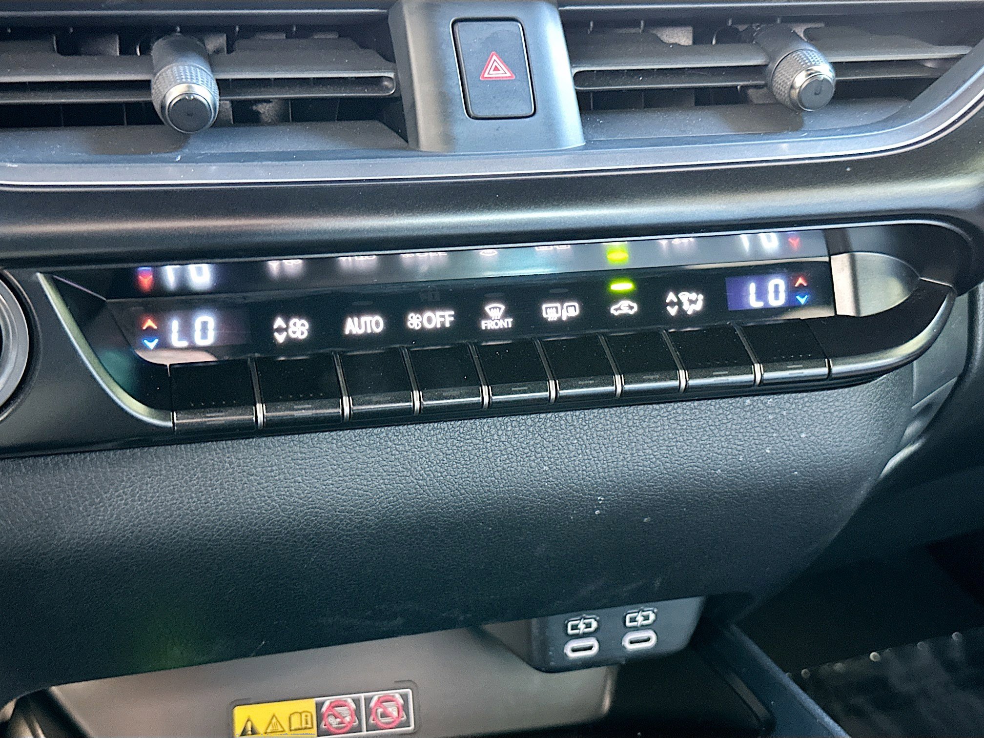 Used 2025 Lexus UX 300h FWD image 15