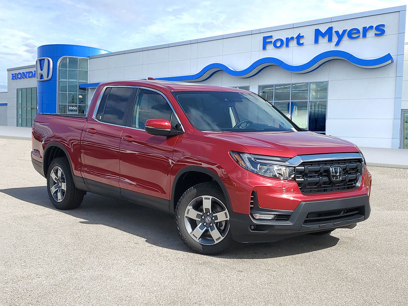 New 2025 Honda Ridgeline RTL