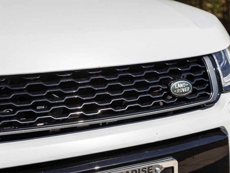 Used 2017 Land Rover Range Rover Evoque HSE Dynamic AWD/4WD image 11