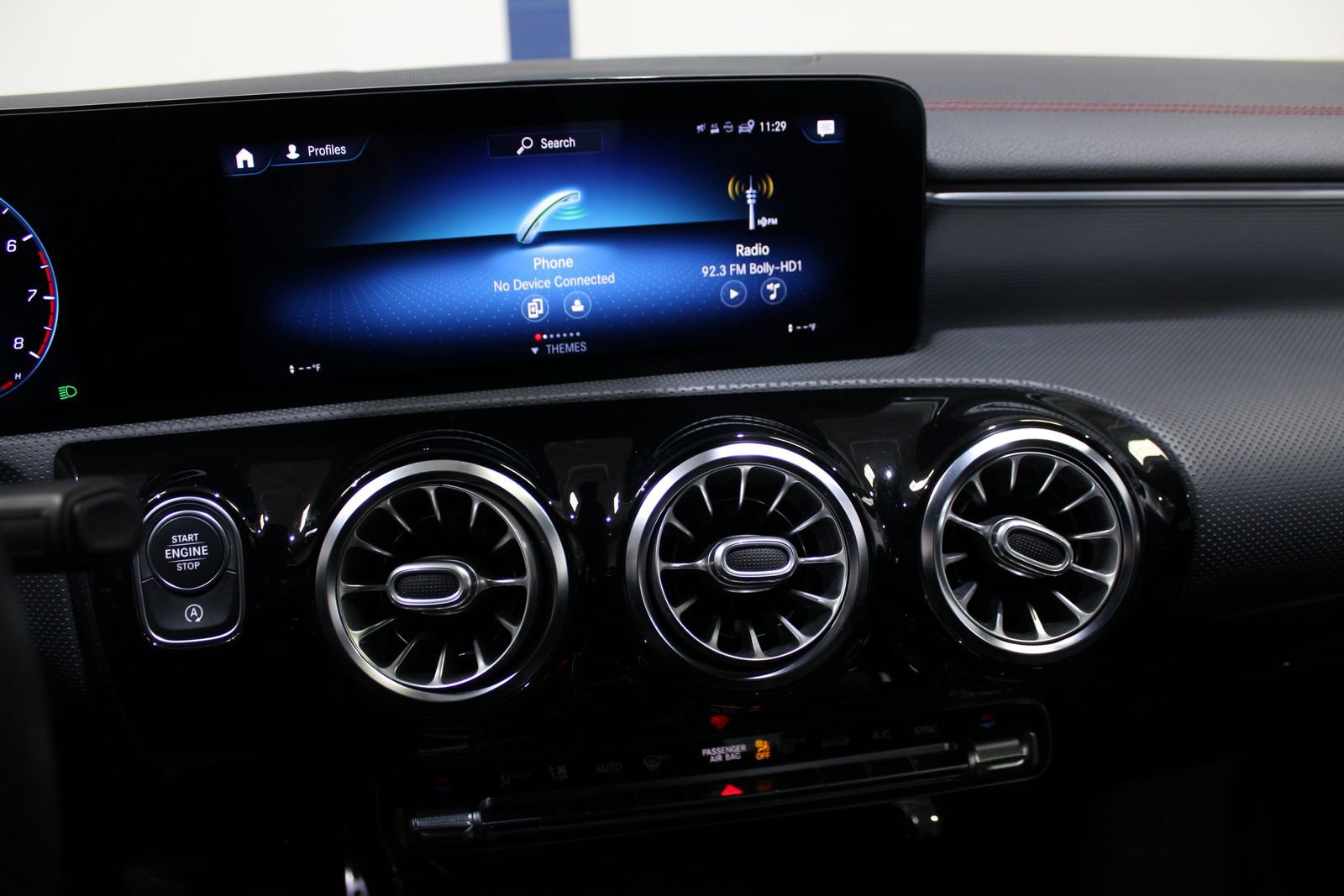 Used 2021 Mercedes-Benz CLA 250 image 30