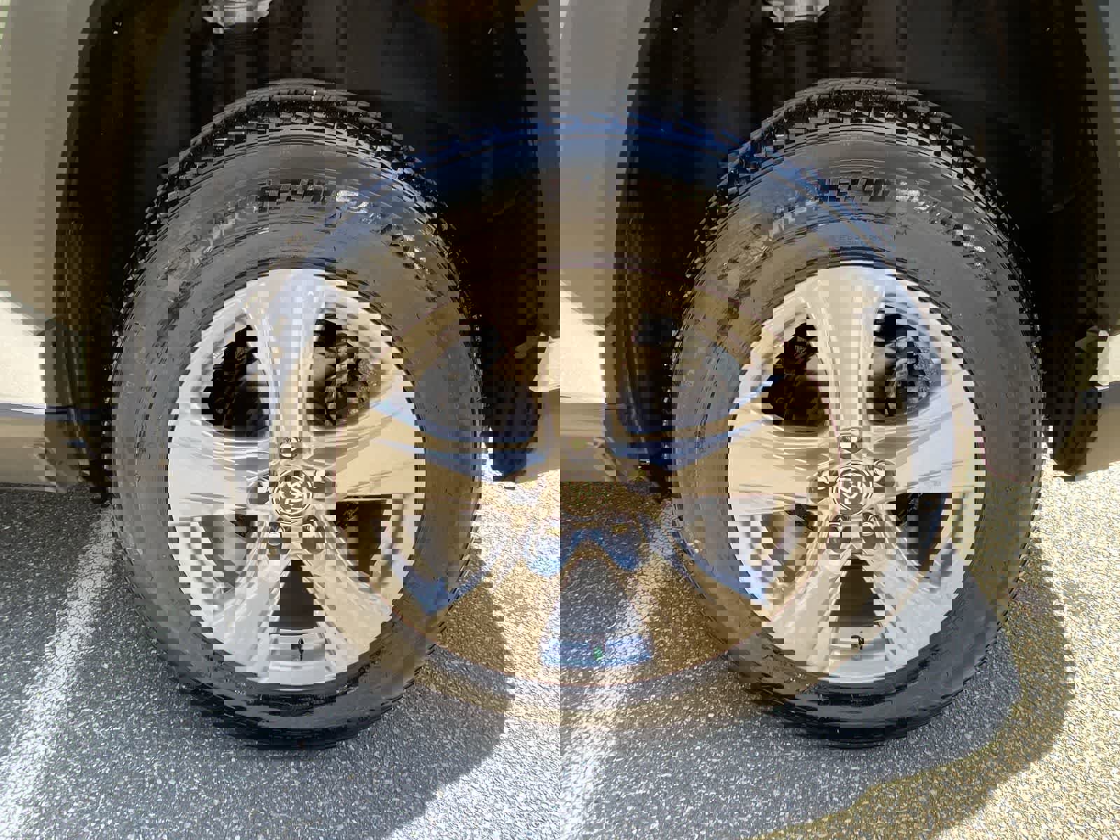 Used 2025 Toyota RAV4 XLE image 15