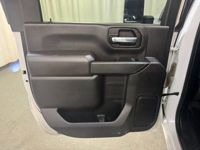 Used 2020 Chevrolet Silverado 2500 LT w/ Z71 Off-Road Package image 34