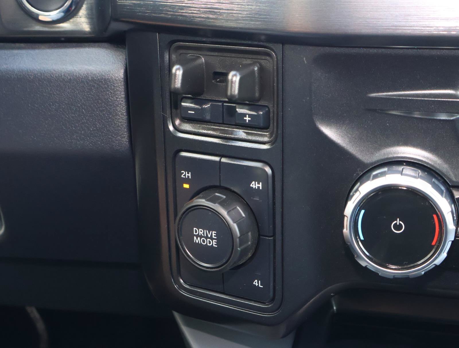 Used 2026 Ford F250 Lariat AWD/4WD image 27