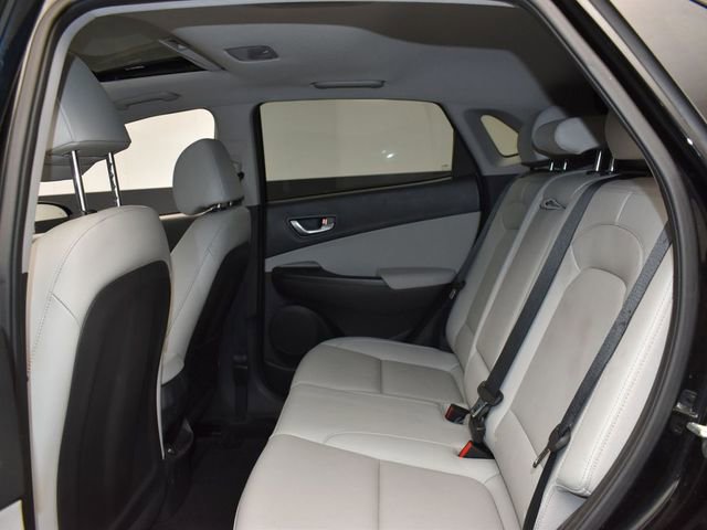 Used 2022 Hyundai Kona Limited image 10