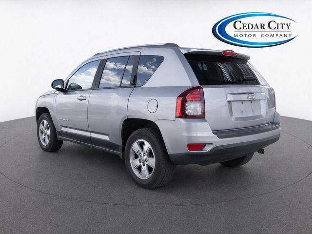 Used 2014 Jeep Compass Sport w/ Power Value Group FWD image 3