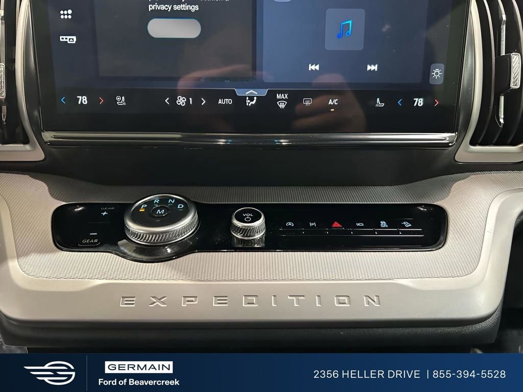 Certified 2025 Ford Expedition Active image 12