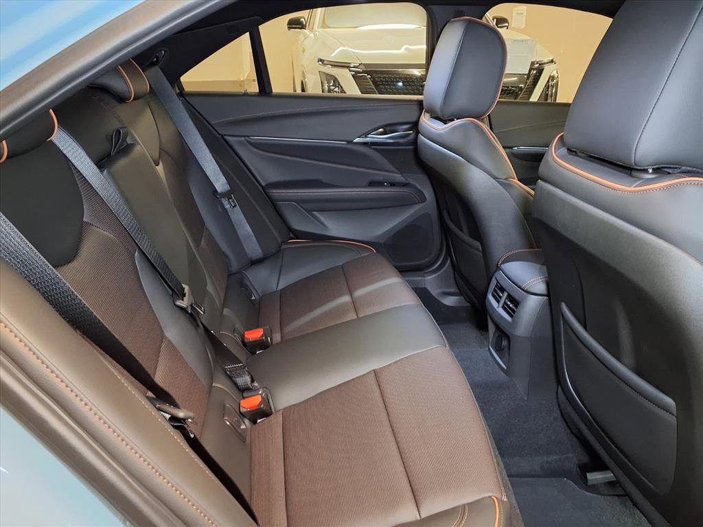 New 2026 Cadillac CT4 V image 7