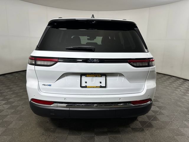 Used 2023 Jeep Grand Cherokee 4WD 4xe w/ Luxury Tech Group II image 4