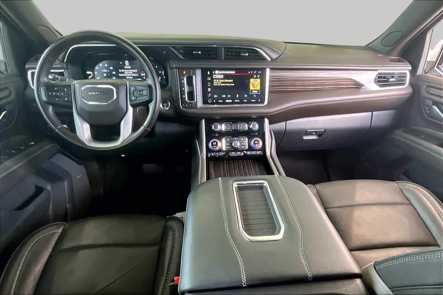 Used 2023 GMC Yukon Denali w/ Max Trailering Package AWD/4WD image 16