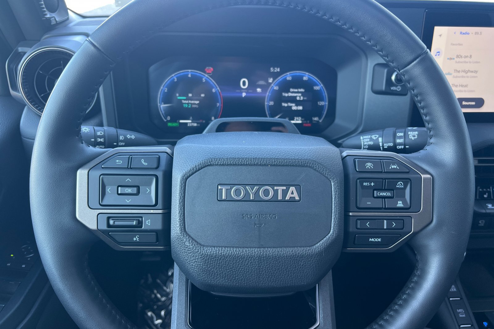 Used 2025 Toyota Land Cruiser w/ Premium Package AWD/4WD image 27
