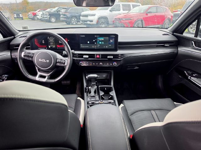 Used 2025 Kia K5 GT-Line w/ GT-Line Premium Package AWD/4WD image 12