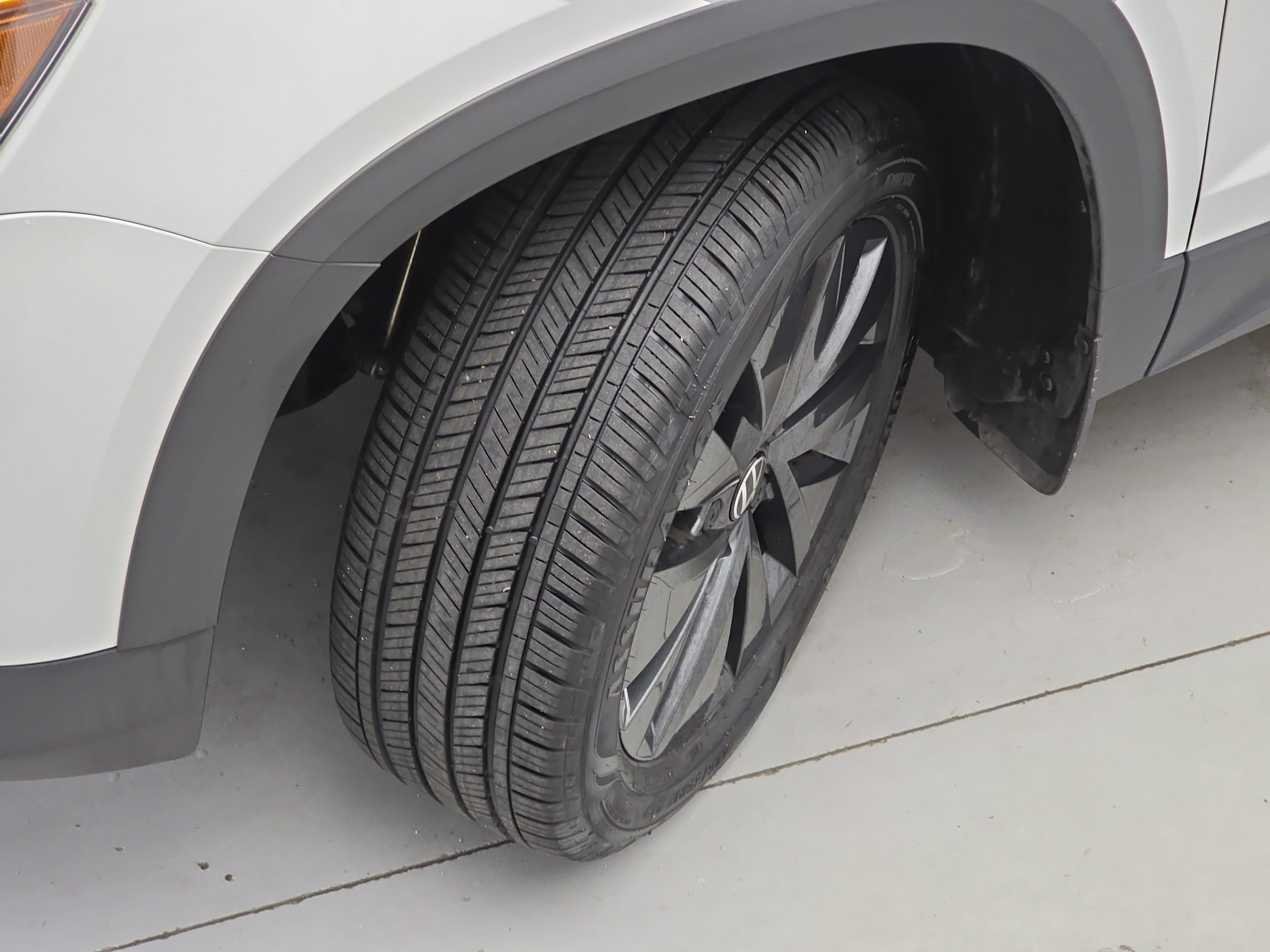 Used 2024 Volkswagen Taos S FWD image 32