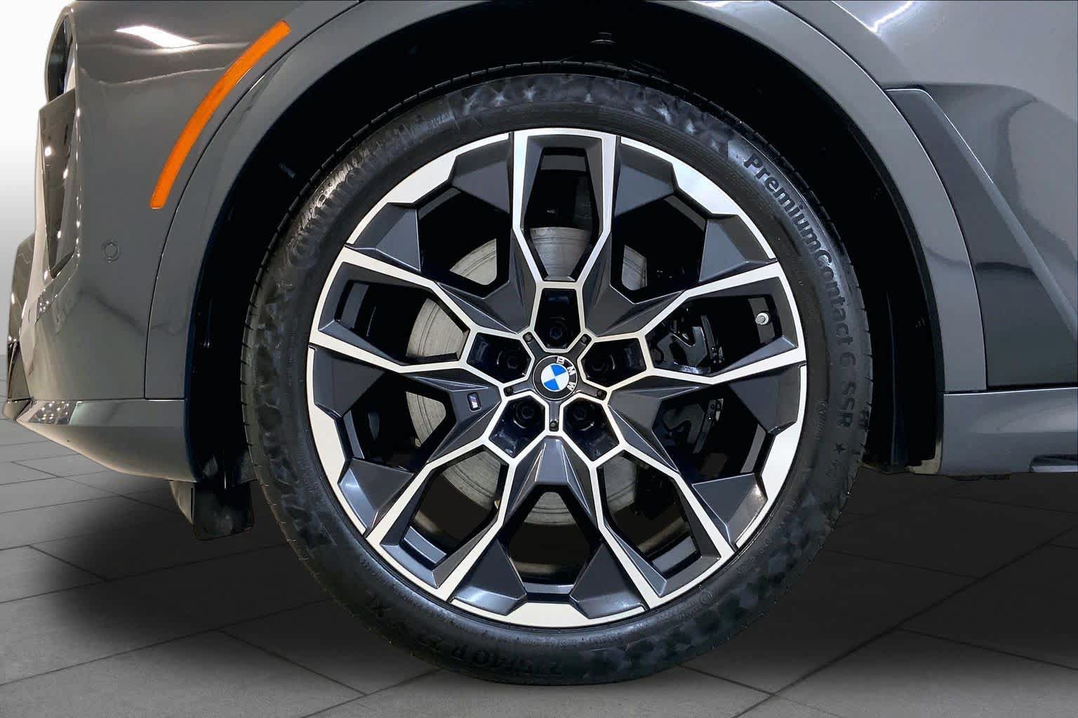 Used 2026 BMW X7 xDrive40i AWD/4WD image 10