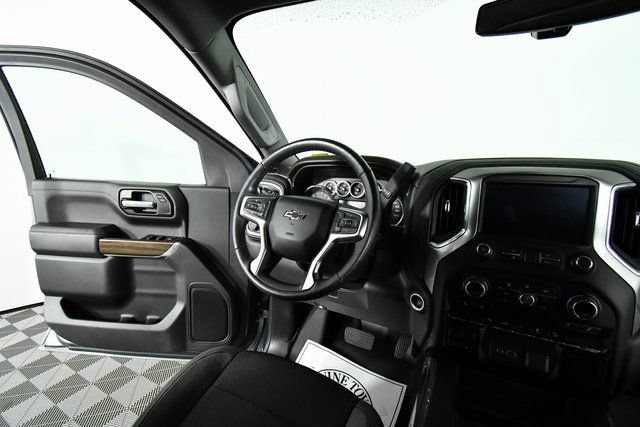 Used 2021 Chevrolet Silverado 1500 RST w/ Z71 Off-Road Package AWD/4WD image 20