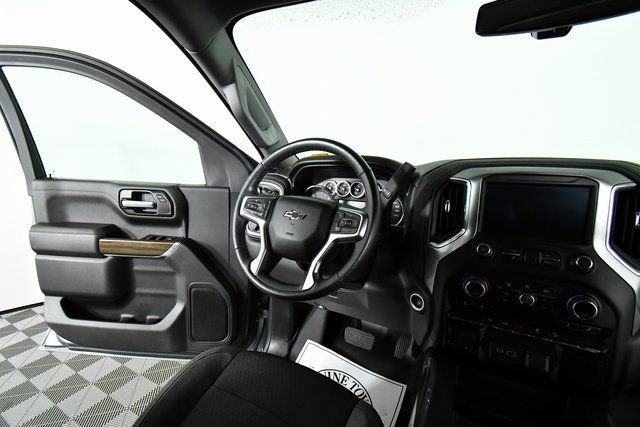 Used 2021 Chevrolet Silverado 1500 RST w/ Z71 Off-Road Package image 20