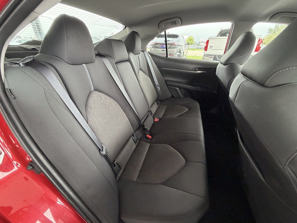 Used 2024 Toyota Camry LE AWD/4WD image 21