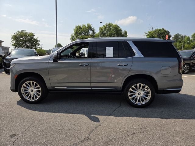 Used 2021 Cadillac Escalade Premium Luxury w/ Driver Assist Tech Package AWD/4WD image 4