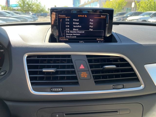 Used 2015 Audi Q3 2.0T Prestige w/ Prestige Package image 8