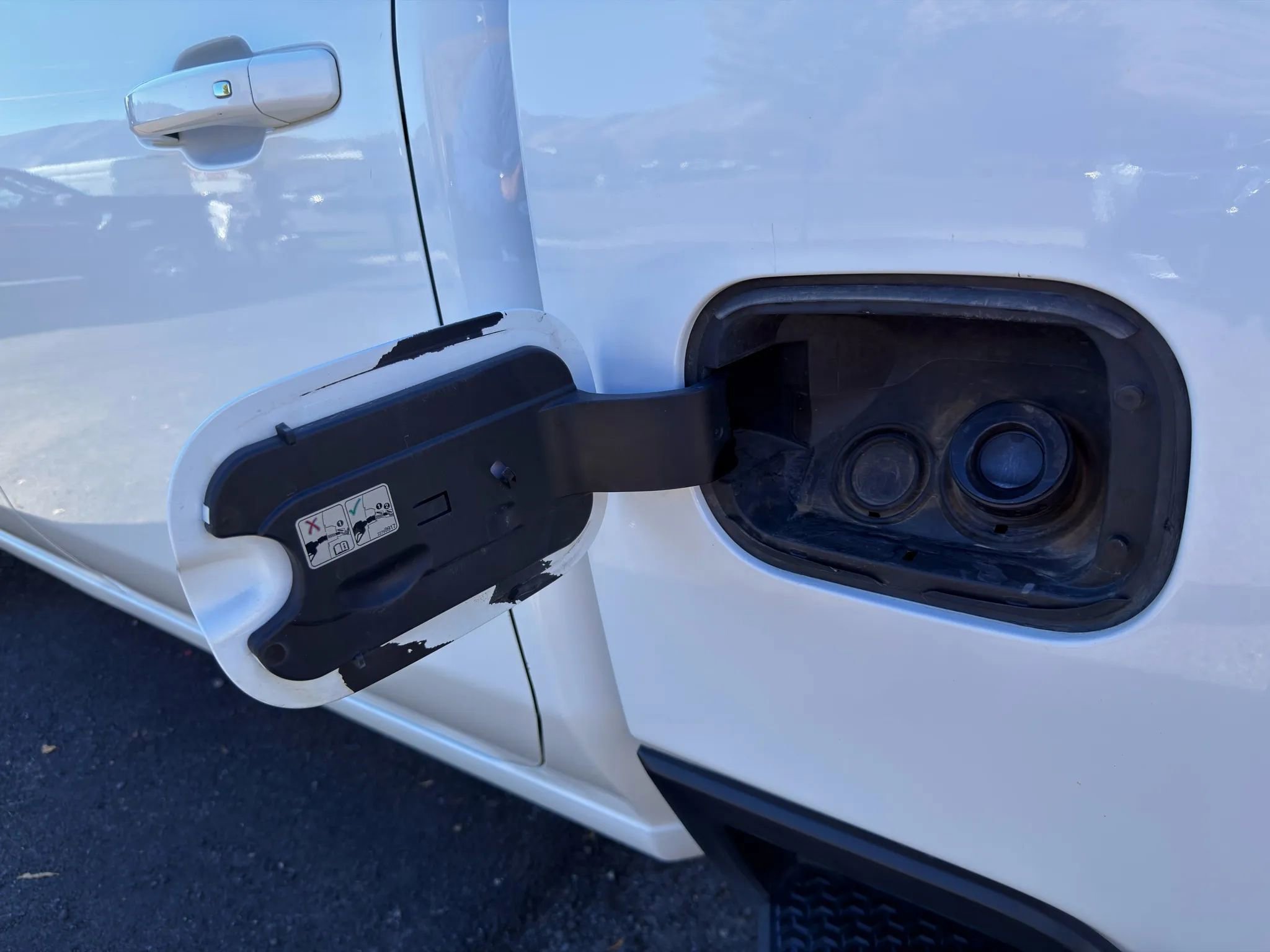 Used 2021 GMC Sierra 2500 SLE image 17