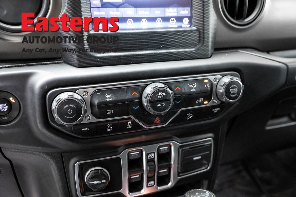 Used 2018 Jeep Wrangler Unlimited Sport S AWD/4WD image 20