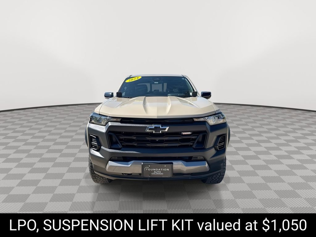 Certified 2024 Chevrolet Colorado Trail Boss w/ Technology Package AWD/4WD image 5