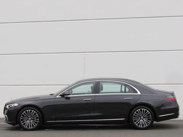 New 2025 Mercedes-Benz S 580 4MATIC Sedan image 4
