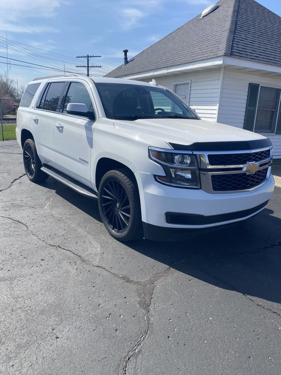 Used 2018 Chevrolet Tahoe LT image 3