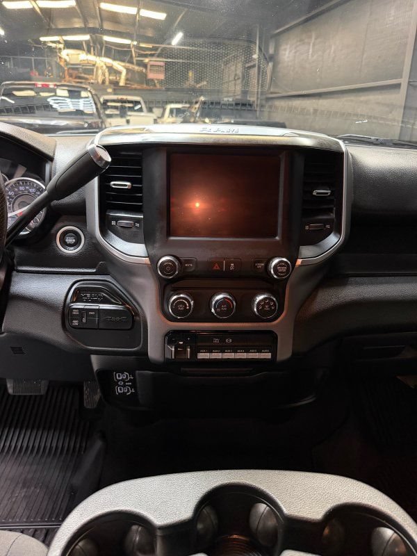 Used 2022 RAM 2500 Big Horn w/ Snow Chief Group AWD/4WD image 11