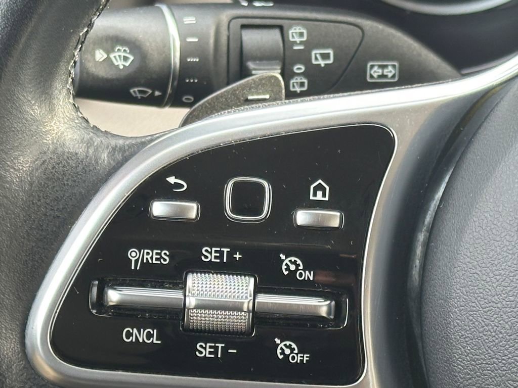 Used 2021 Mercedes-Benz GLC 300 image 19