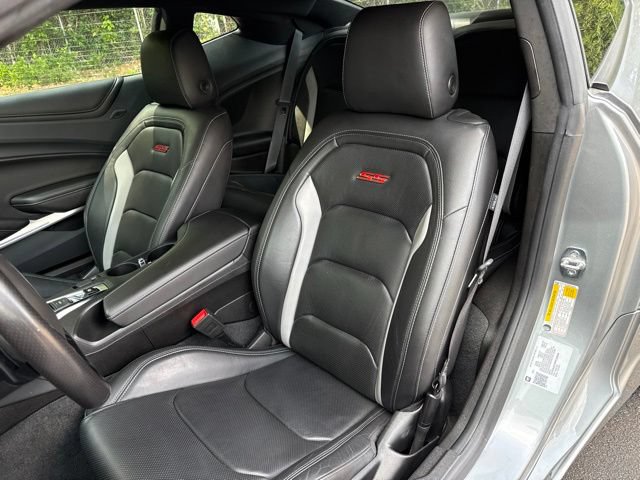 Used 2023 Chevrolet Camaro SS RWD image 10