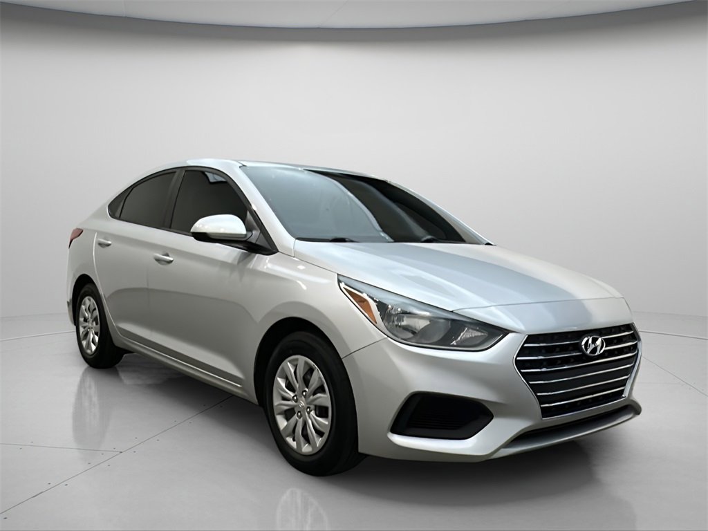 Used 2019 Hyundai Accent SE image 1
