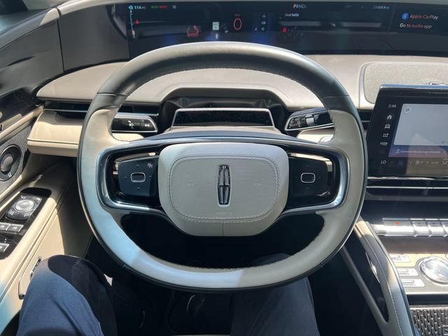 Certified 2024 Lincoln Nautilus Reserve w/ Equipment Group 202A AWD/4WD image 17