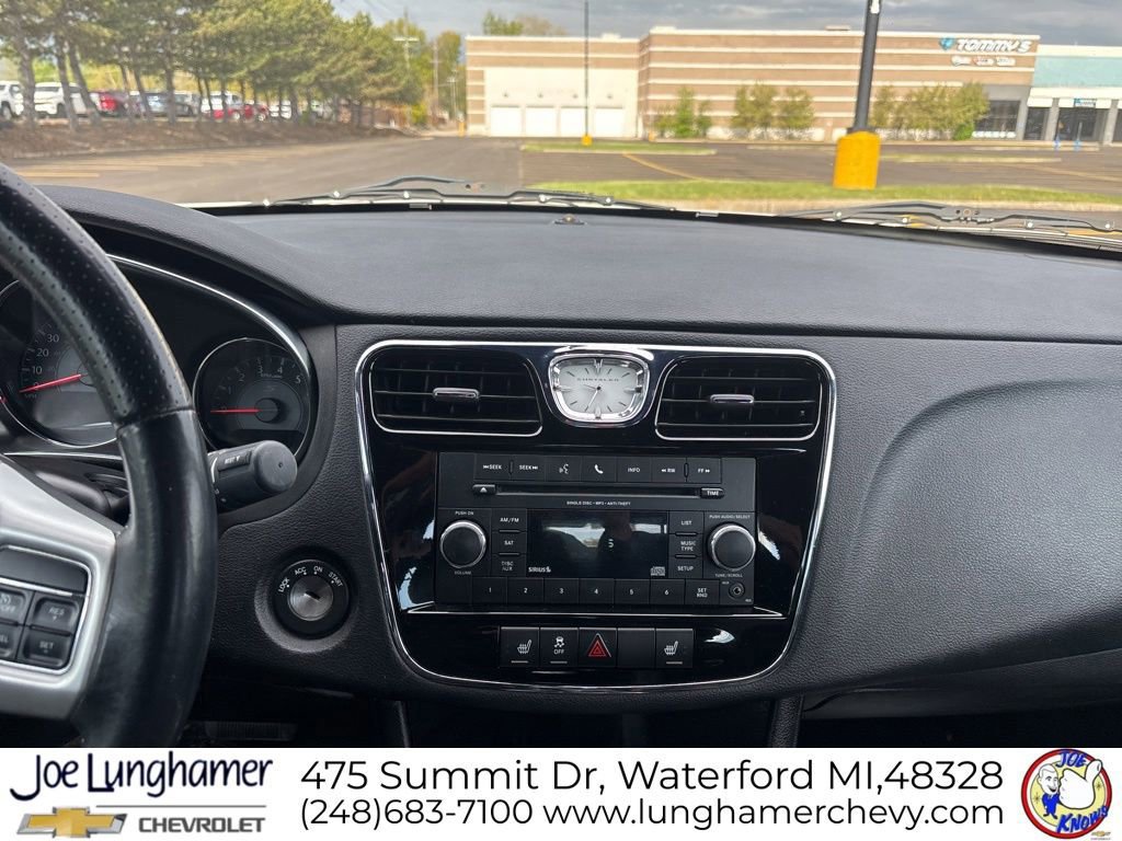 Used 2014 Chrysler 200 Limited w/ 200 Super S Group FWD image 15