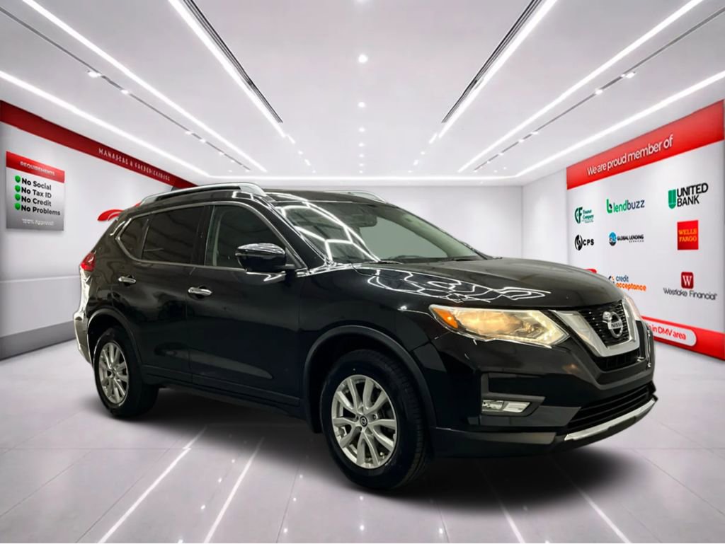 Used 2017 Nissan Rogue SV AWD/4WD image 2