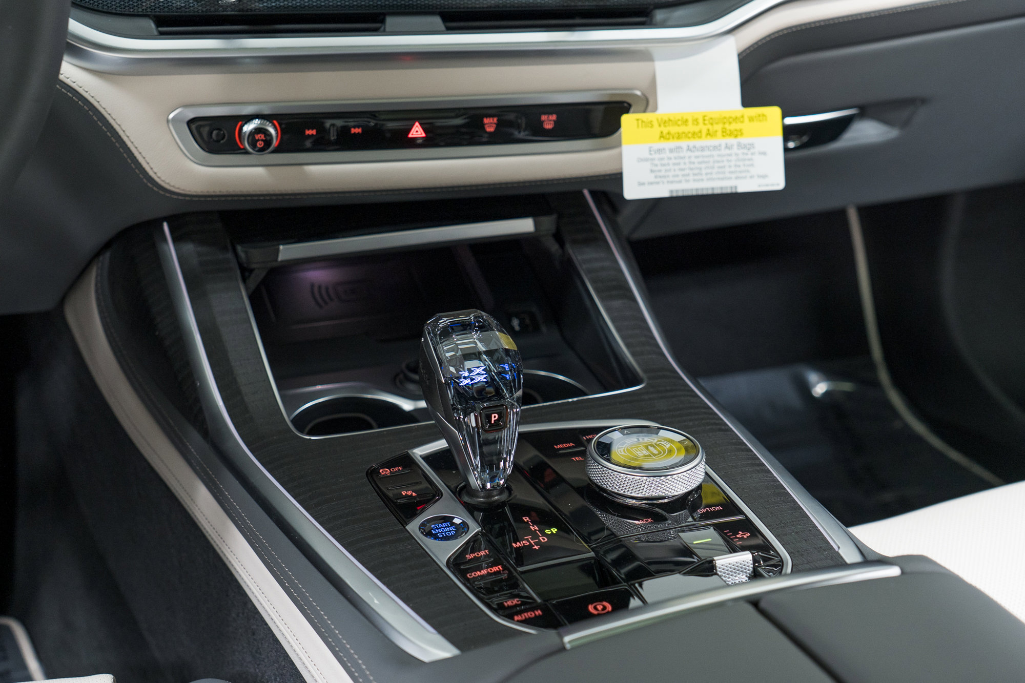 New 2026 BMW ALPINA XB7 image 23