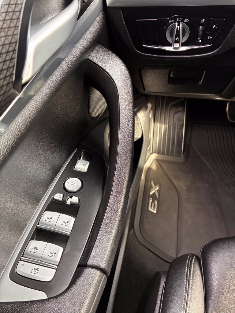 Used 2024 BMW X3 xDrive30i w/ Premium Package AWD/4WD image 30