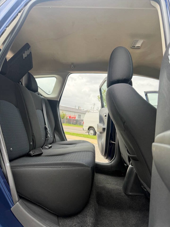 Used 2018 Nissan Versa Note SV FWD image 15