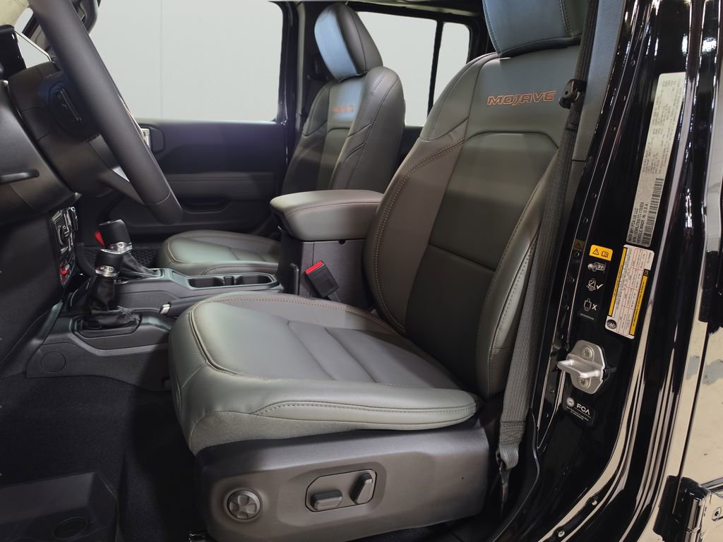 New 2026 Jeep Gladiator Mojave w/ Safety Group image 13