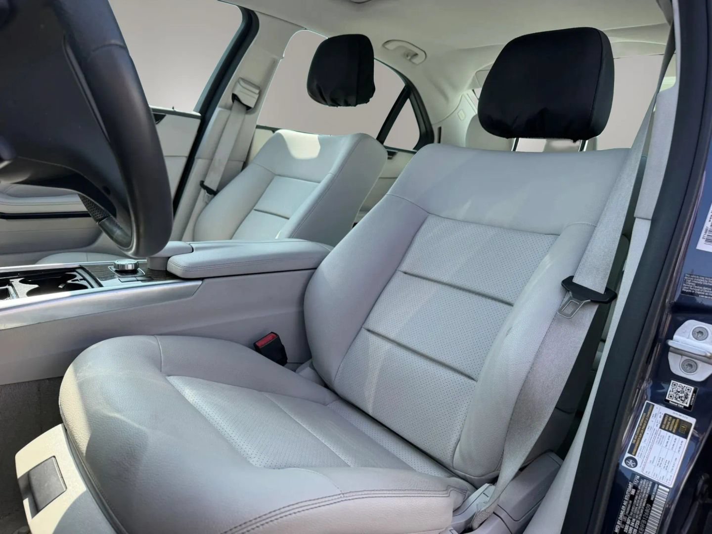 Used 2015 Mercedes-Benz E 350 Sedan image 10