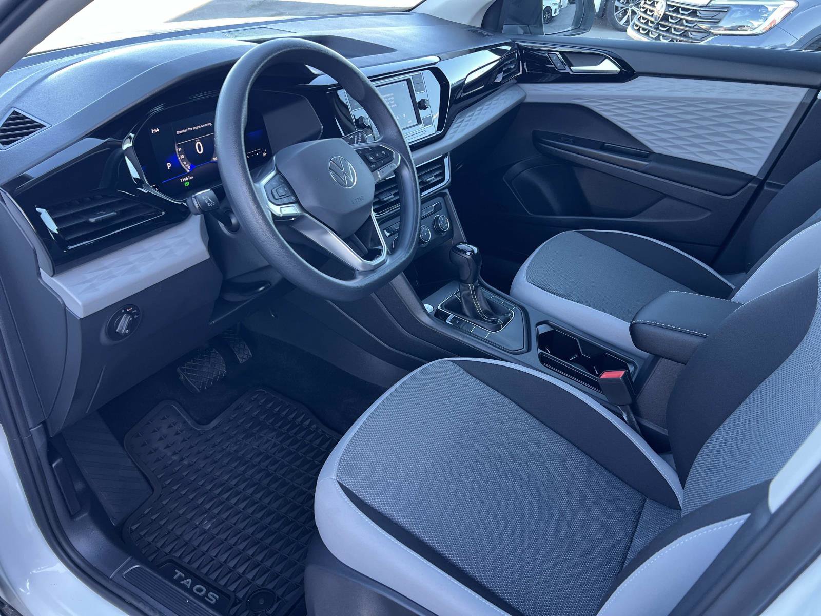 Certified 2022 Volkswagen Taos S image 5