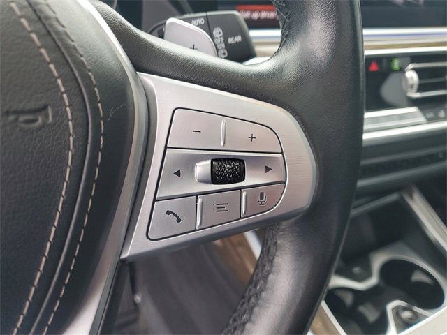 Used 2020 BMW X7 xDrive40i w/ Parking Assistance Package image 25