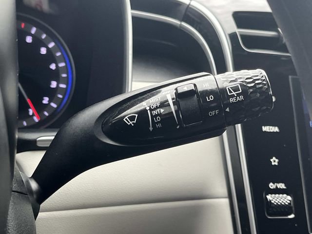 Used 2023 Hyundai Tucson SE image 28