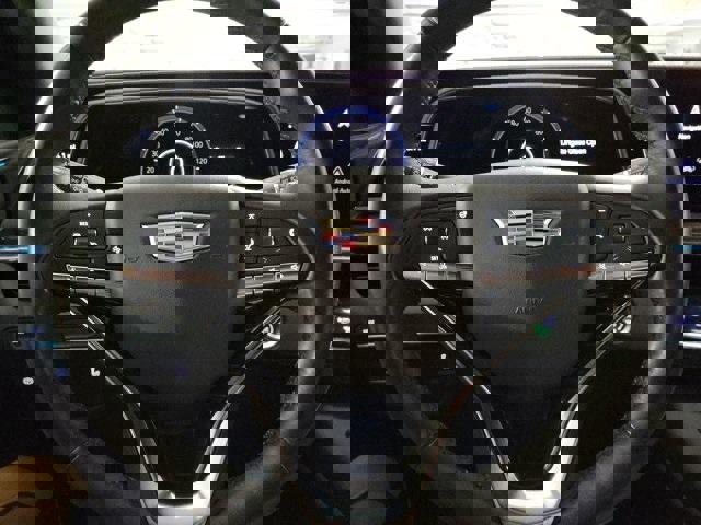 Certified 2022 Cadillac Escalade Premium Luxury image 18