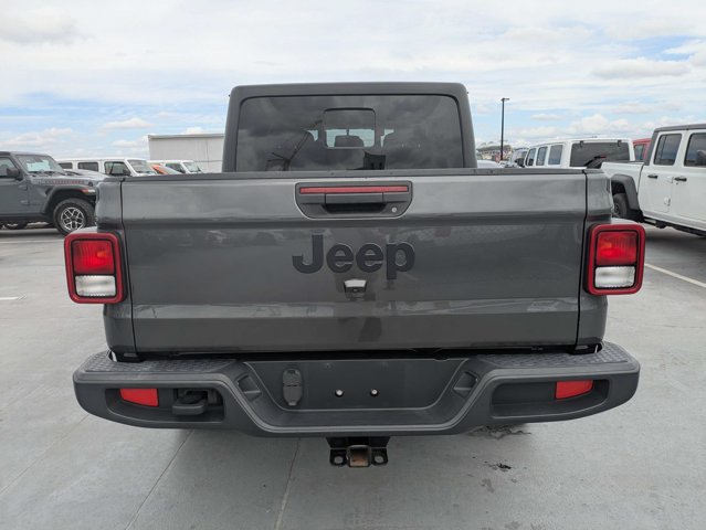 Used 2022 Jeep Gladiator Sport AWD/4WD image 4